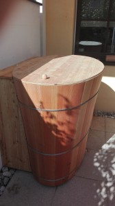 Badebottich oval mit Holzdeckel
