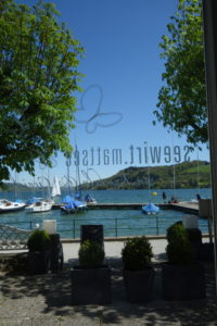 Speiseraum mit Blick auf den See!