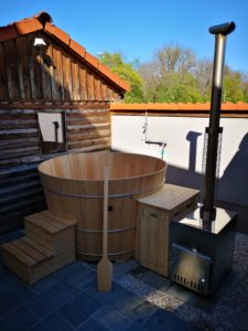 Badebottich mit Holzofen